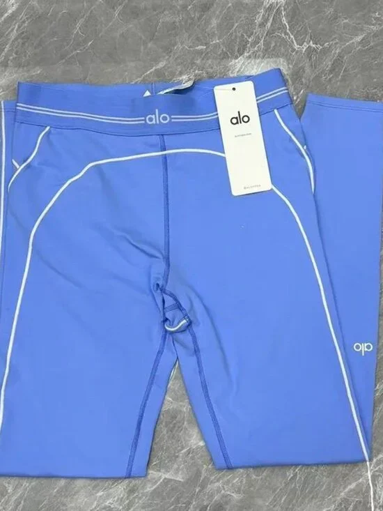 Alo Blue Sports Bra and Leggings Set, Size S - Picture 2 of 3